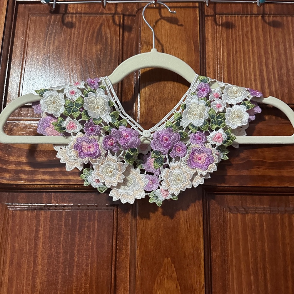 Floral Embroidered Collar